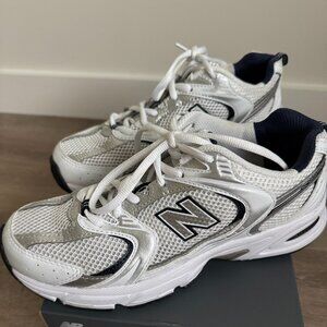New Balance 530 US M 6.5/ US W 8
